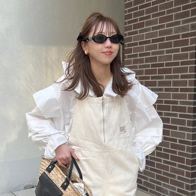 Oval style sunglasses