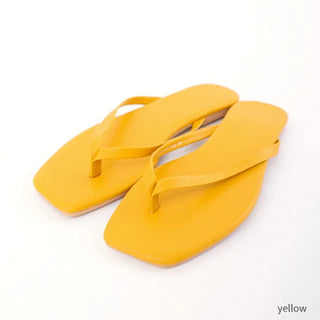 Square-line beach sandals