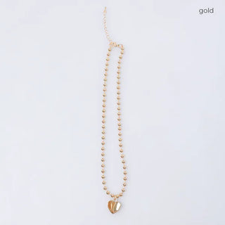 Heart pendant necklace
