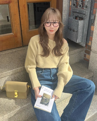 Asymmetrical Shoulder Loose Fit Knit