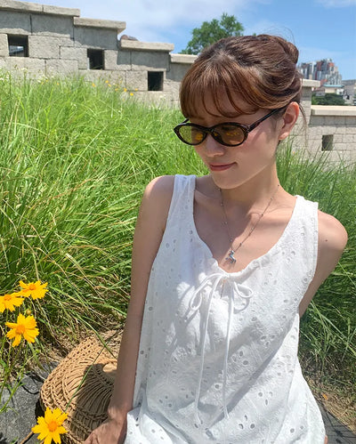 Modern slim sunglasses