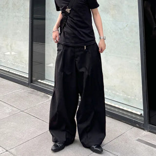 Pointed balloon fit slacks