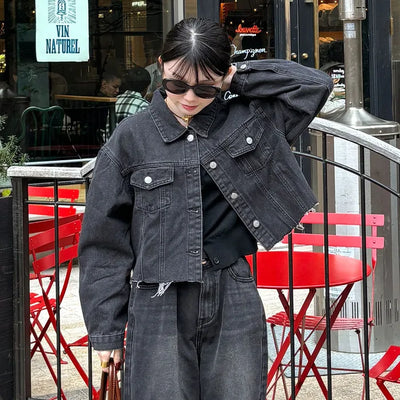 Cropped denim jacket