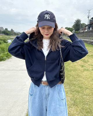Two-way hooded zip-up
