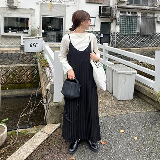 Boat neck knit
