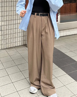 Double-pleated wide-fit slacks