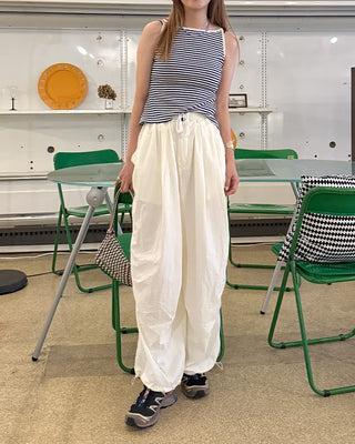 (Unisex) Back Elastic Wide Fit Nylon Pants