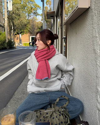 Dangle color muffler