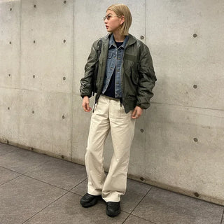 Brushed-back cotton pleated pants