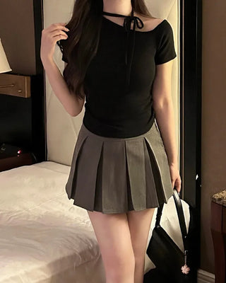 One-off halter strap half-sleeve T-shirt