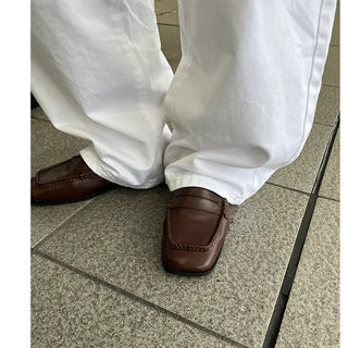 Pleated loafers