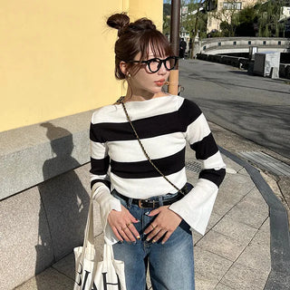Boat neck knit