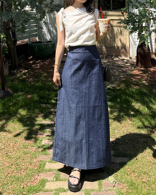 Simple linen maxi skirt with elastic waistband