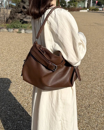 Belt Point Square Shoulder Bag