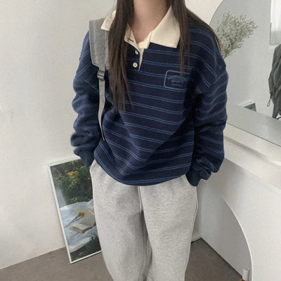 Fleece-lined striped collared sweatshirt