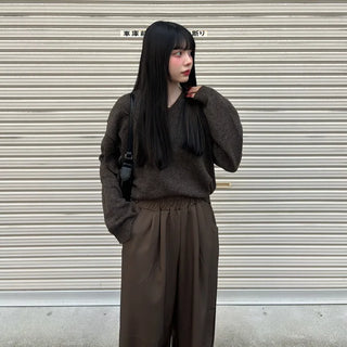 Lambswool V-neck knit