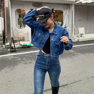 Cropped pocket denim jacket