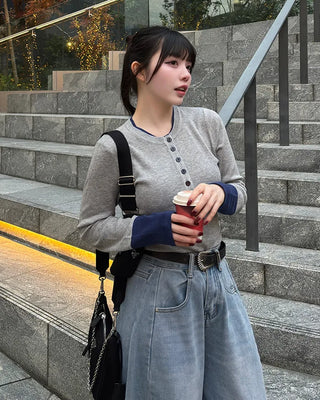 Half-open long-sleeve T-shirt