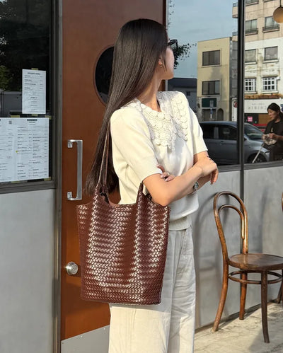 Grid Point Shoulder Bag