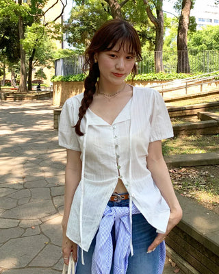 Collarless tie blouse