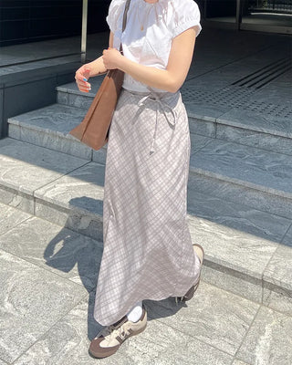 Checked long skirt