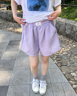 Elastic waist striped shorts