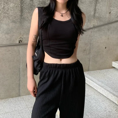 Line cap tank top (with built-in cups)