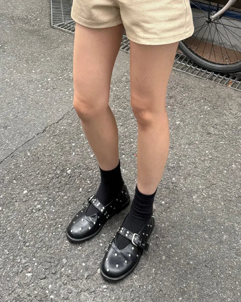 Stud belt flat shoes