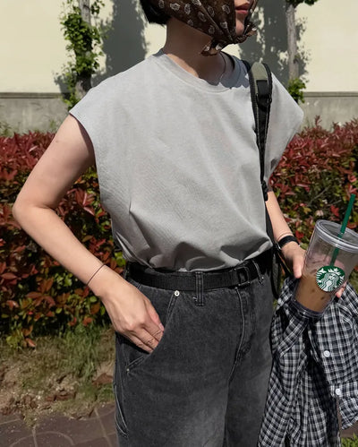 Plain cotton short-sleeved T-shirt