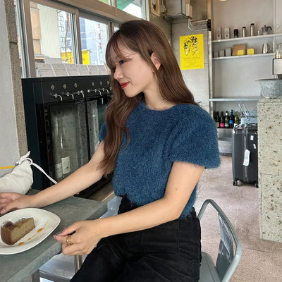 Shaggy short-sleeved knit