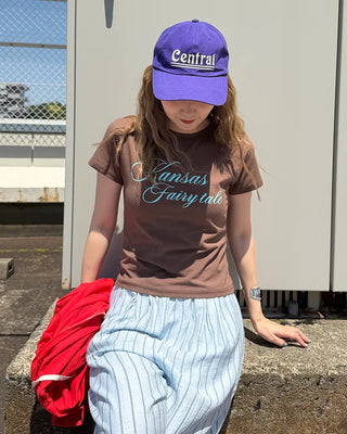 Lettering semi-cropped short-sleeve T-shirt