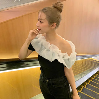 Chiffon frill off-shoulder T-shirt