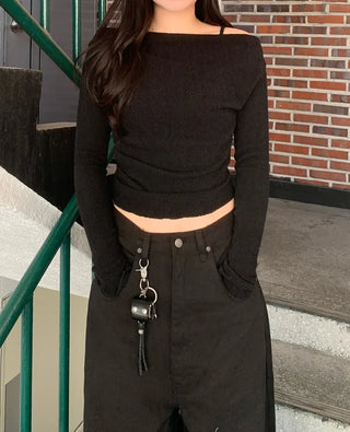 Drape off-shoulder T-shirt