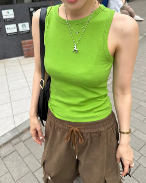 Slim-fit tank top