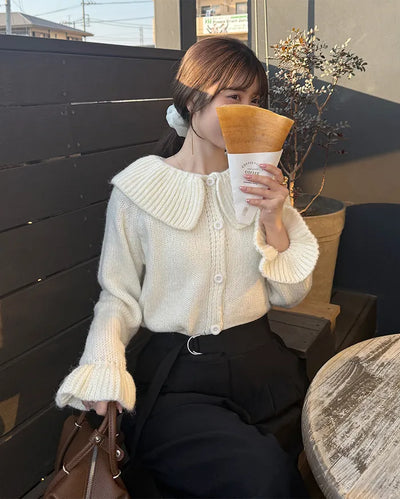 Frill collar cardigan