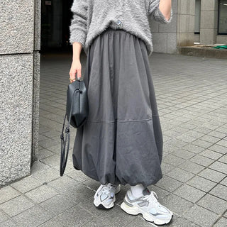 Balloon Fit Suede Long Skirt