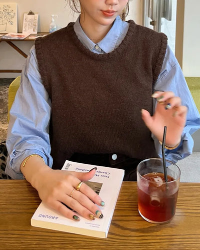 Loose-fitting simple round neck vest