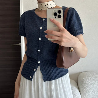 Half-sleeve knit cardigan