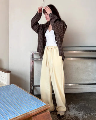 Wide-leg pants with waist ribbon