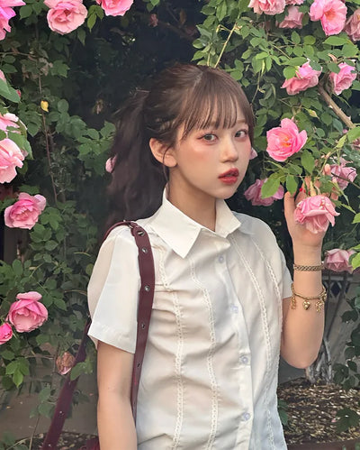 Lace pintuck short-sleeved blouse