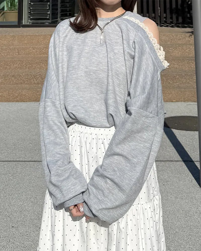 Lace Shoulder Point Sweatshirt