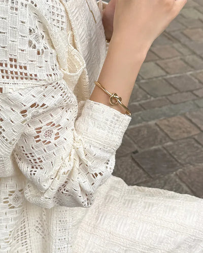 Volume Knot Bracelet