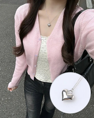 Heart pendant necklace