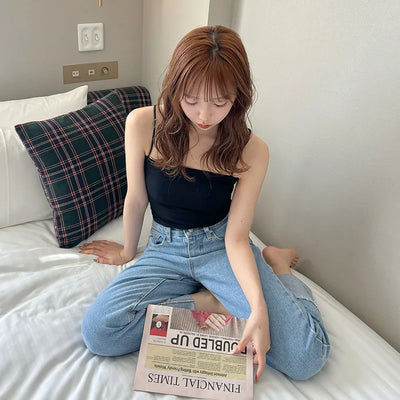 Square camisole with built-in cups
