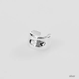 Simple ear cuff