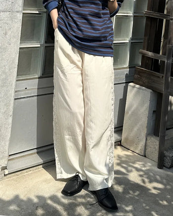 Side lace sweatpants