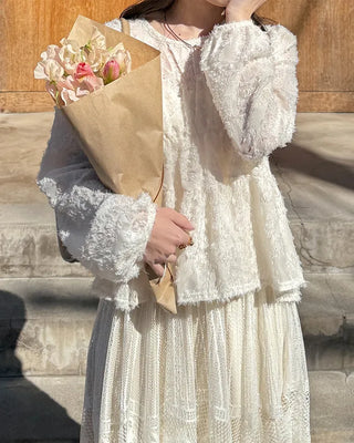 Flower lace blouse