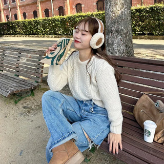 Cable knit
