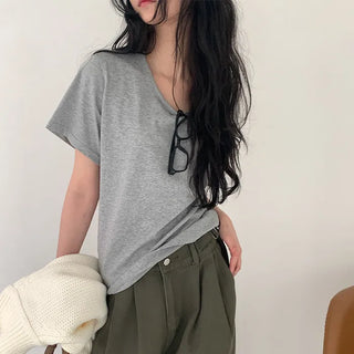 U-neck short-sleeved T-shirt