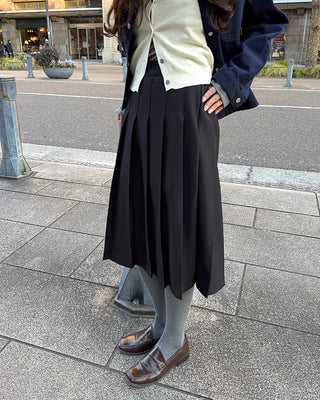 Pleated midi skirt